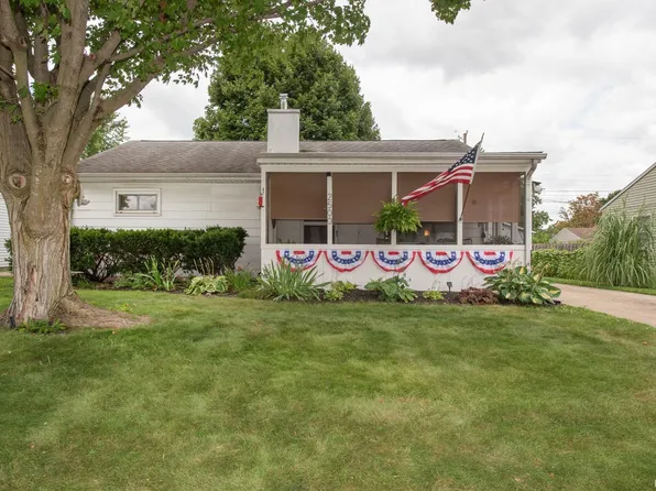 2500 Foxhall Dr, Lafayette, IN 47909