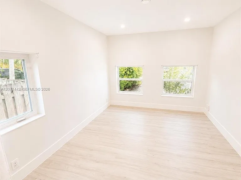 1508 Funston St — Photo 9