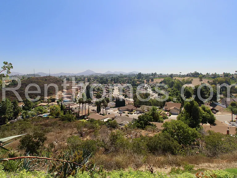 11327 Linares St — Photo 21