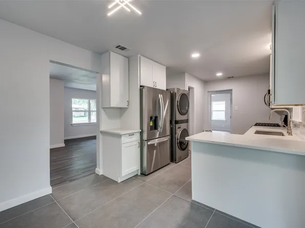 13435 Challaburton Dr, Farmers Branch, TX 75234