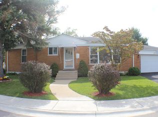 2708 Scott St, Franklin Park, IL