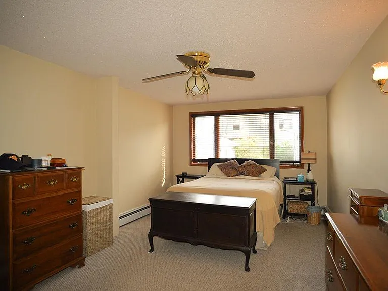 304 Bedford Ave #1 — Photo 6