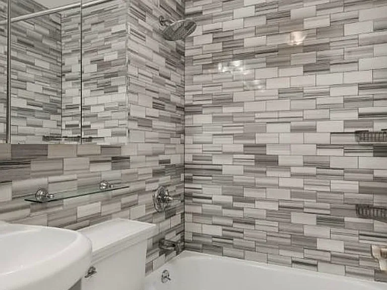 250 Mott St #3 — Photo 7