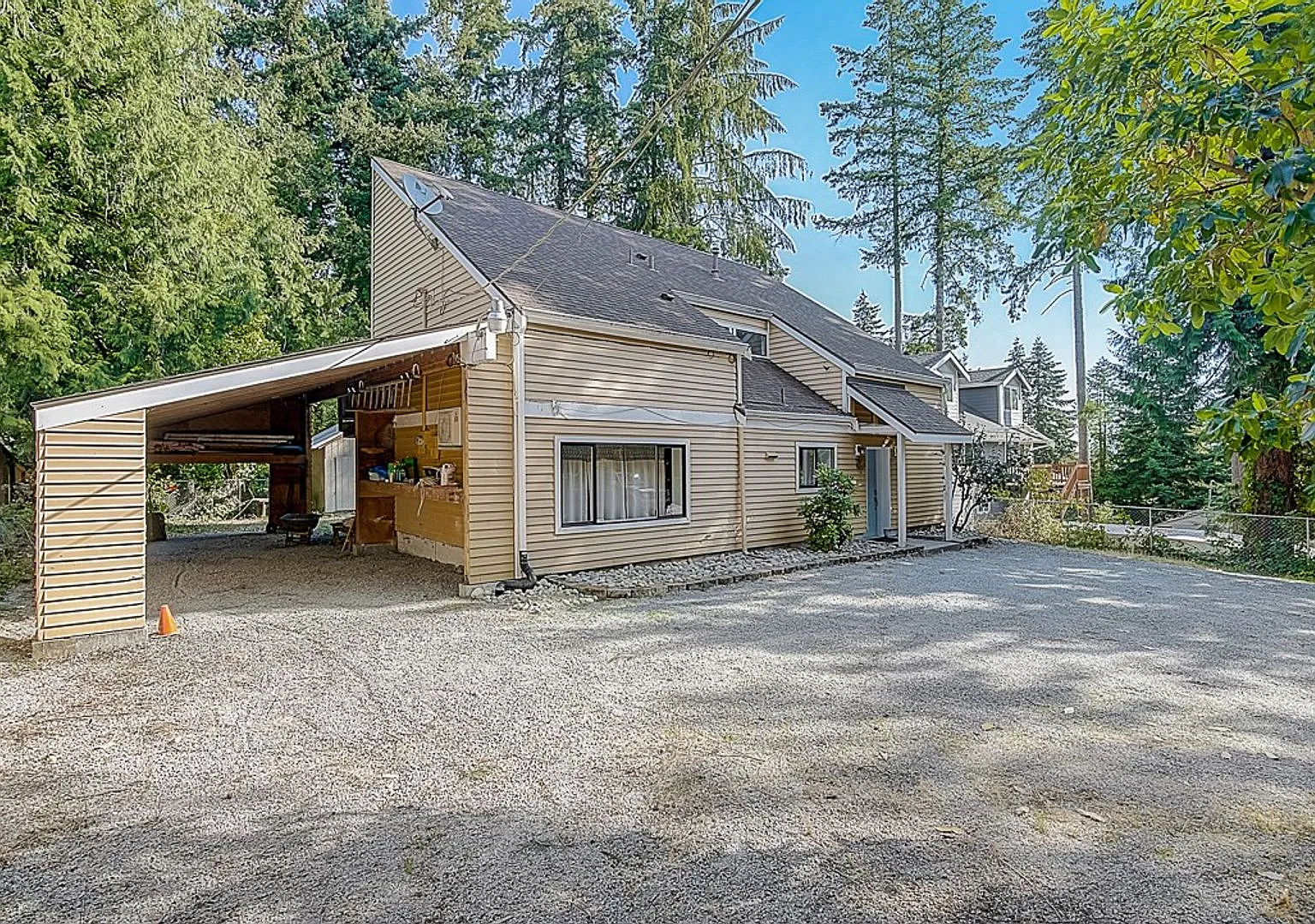 4 beds/ 2 baths house on 145th St! — Photo 3