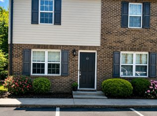 1131 3rd Ave SW, Hickory, NC 28602