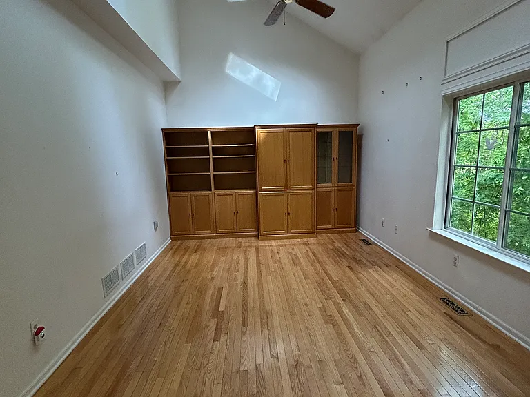137 Woods End — Photo 6