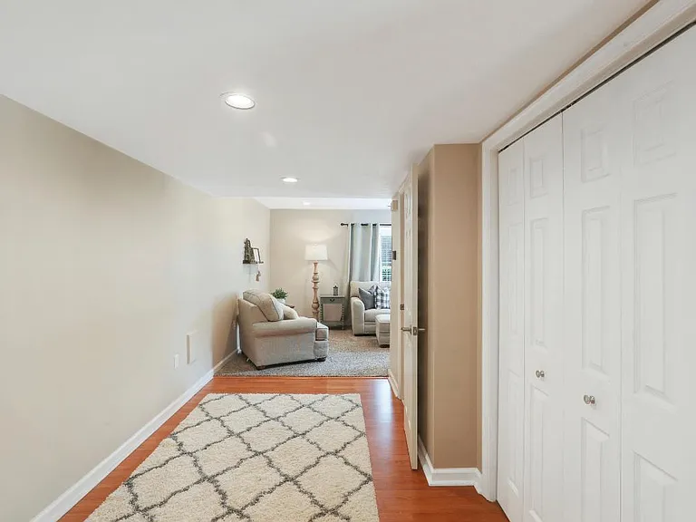15570 Traverser Ct — Photo 5