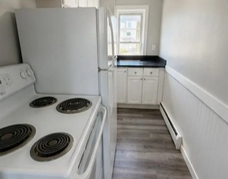 312 Lake Ave — Photo 2