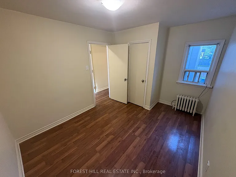 247 Lakeshore Rd E #3 — Photo 10