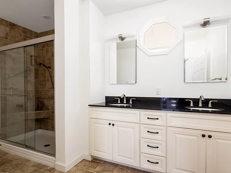 15 Dogwood St — Photo 13
