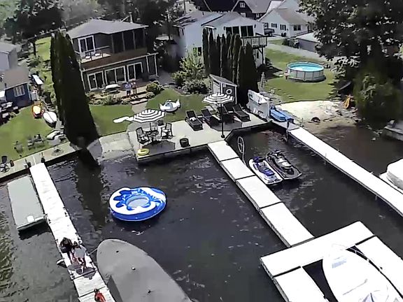4th image of 6 Sanders Ln