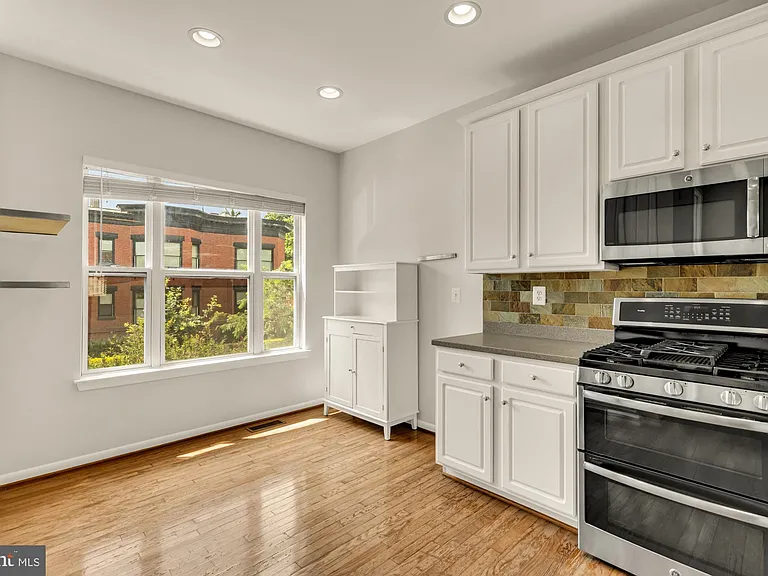 1227 V St NW — Photo 20