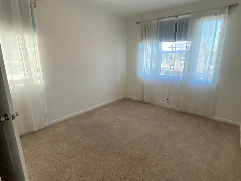 1667 Lion St — Photo 28