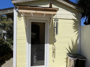 1858 Avocado Dr #B, Vista, CA 92083