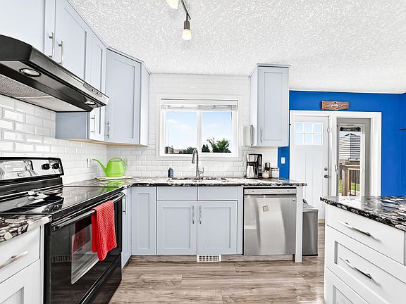 5th image of 108 Houle Dr