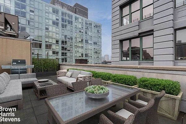 Rented by Brown Harris Stevens | media 8