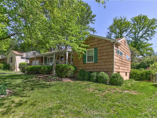 3307 N McCoy St, Independence, MO 64050