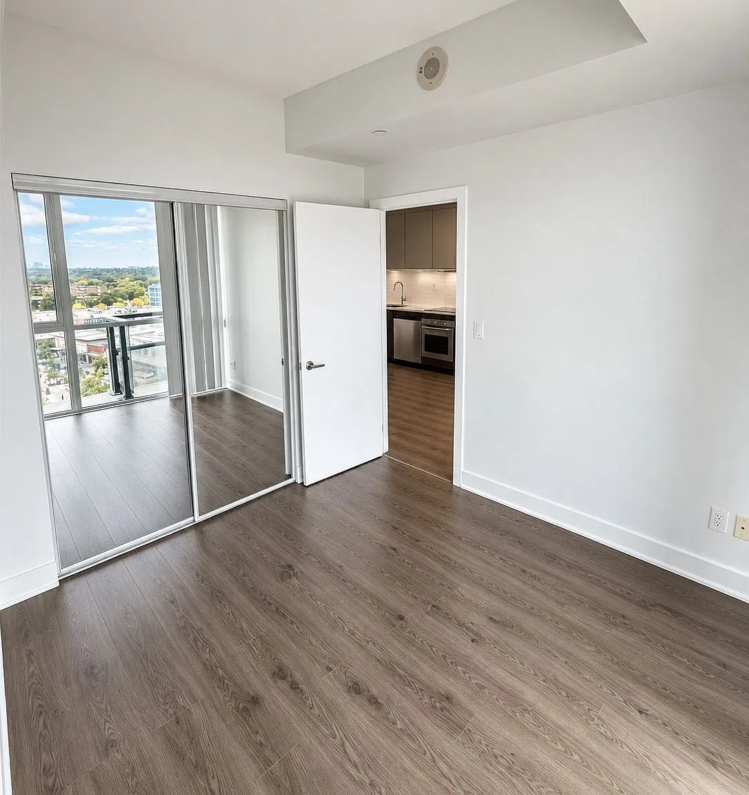 1 bed, $2,300 — Photo 3