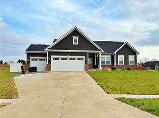 231 Liberty Ln, Wellington, OH 44090