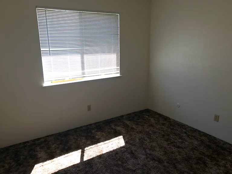 Prosperity Manor — Photo 6