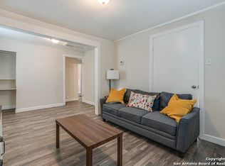 1145 W Summit Ave UNIT B, San Antonio, TX 78201