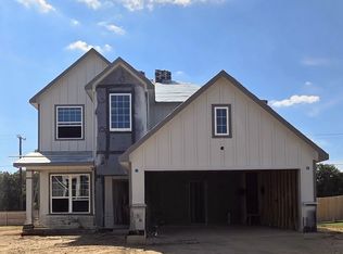 8008 Candy Ln, Waco, TX 76708