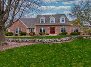 1497 Cedarton Pkwy, Grafton, WI 53024