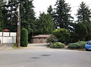 16518 NE 2nd Pl, Bellevue, WA 98008