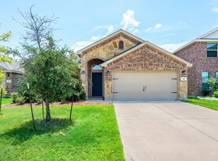 462 Stuart Ln, Fate, TX 75189