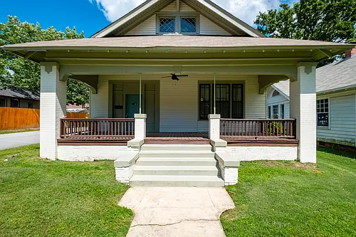 401 Johnson St Photo 1