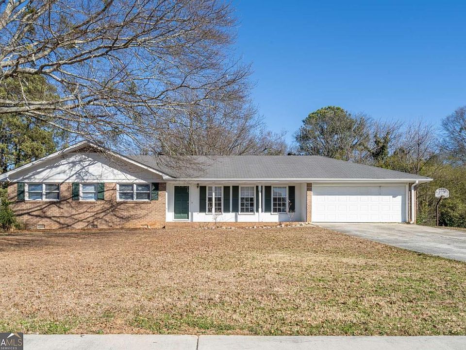 1st image of 2832 Skyland Dr