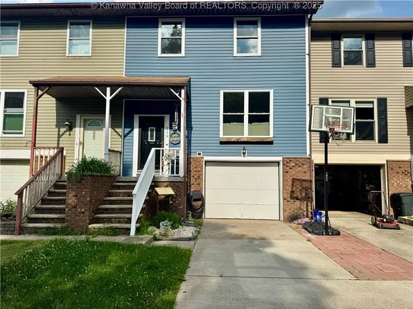 219 Jamestown Rd, Nitro, WV 25143