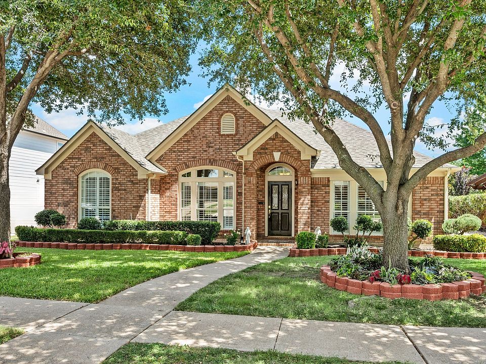 1st image of 926 Creekbend Dr