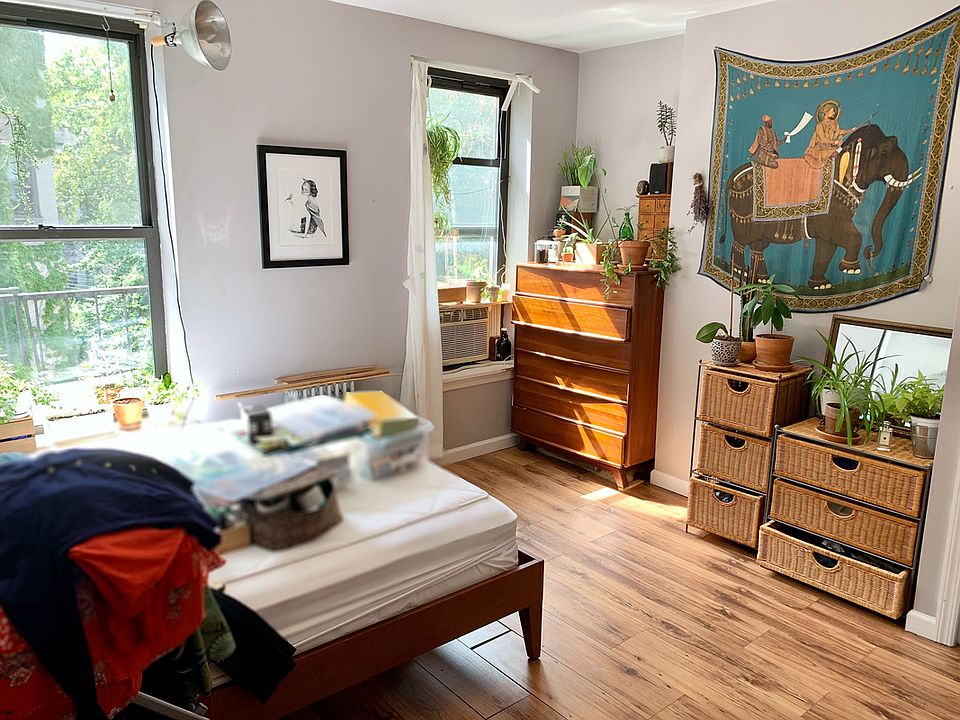 1st image of 483 5th Ave APT 4R