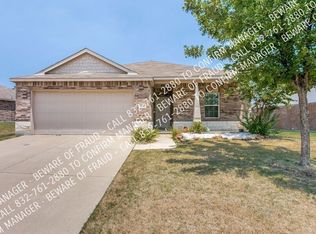 1128 Foxglove Ln, Burleson, TX 76028