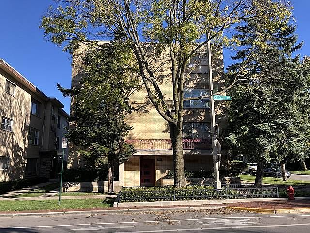 1st image of 300 Chicago Ave APT 4S