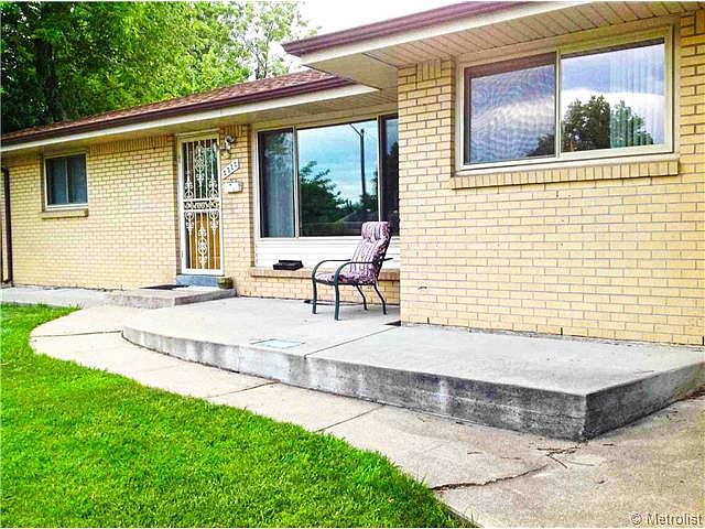 1st image of 2377 S Patton Ct