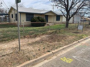 2920 Travis St, San Angelo, TX 76903