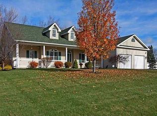 8 Wilson St, Le Roy, NY