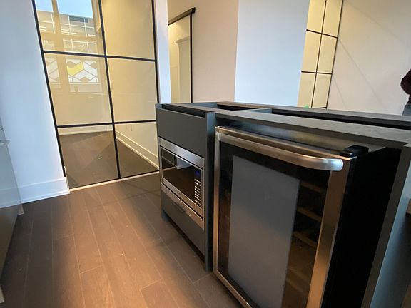 4th image of 150 Logan Ave #406