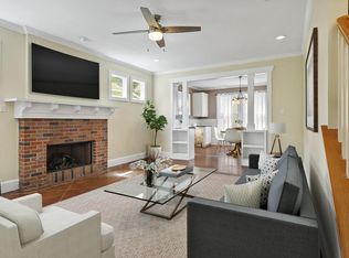 2006 Lipscomb St, Fort Worth, TX 76110