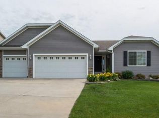 3515 E Hart Ave, Des Moines, IA 50320