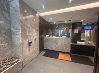215 Queen St W #2108, Toronto, ON M5V 0P5