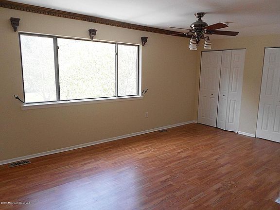 5th image of 1 Pennybrook Ln #47