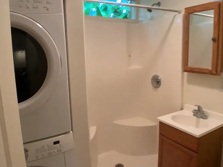 209 Williams St — Photo 5
