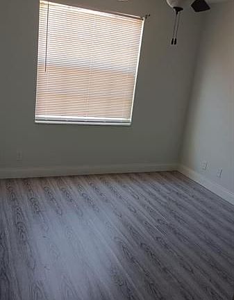 5th image of 6289 Crescent Lake Way