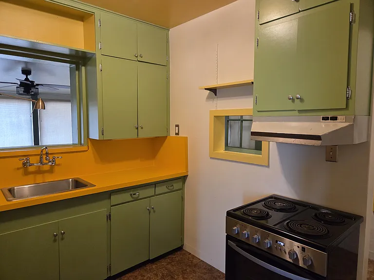 2501 E Drachman St — Photo 17