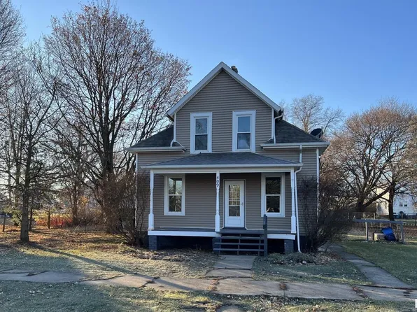 409 E Division St, Galva, IL 61434