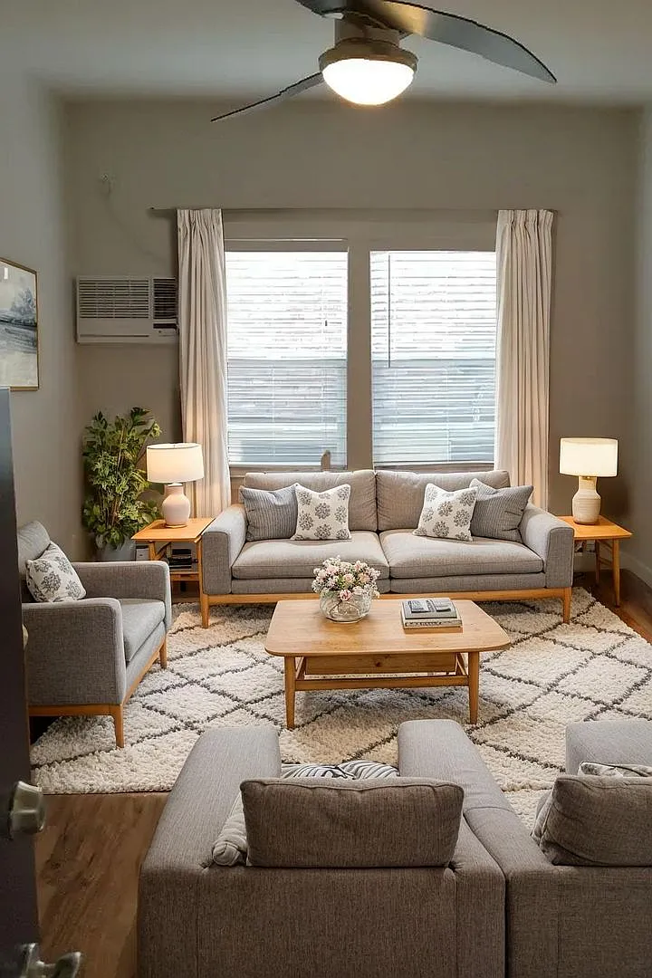 Cozy Highland Park Living at 4933 Echo Street — Photo 2