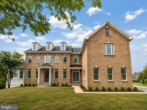 5005 Burnside Farm Pl, Haymarket, VA 20169